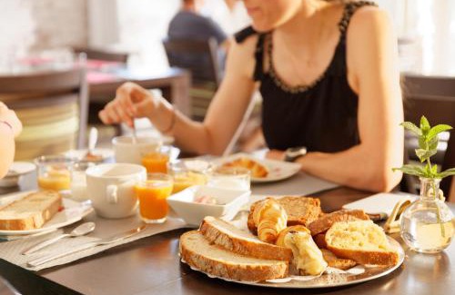 Cajarc Hotel | Hotel La Peyrade