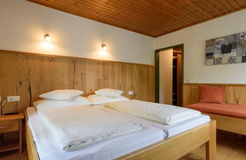 Russbach am Pass Gschuett Hotel | Hotel Landhaus Ausswinkl