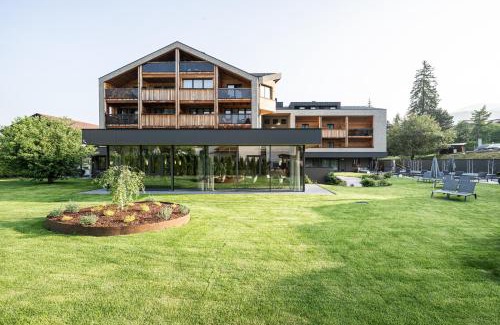 Valle San Silvestro Hotel | Hotel Laurin