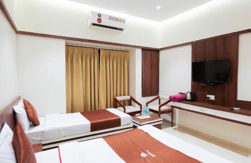 Shirdi Hotel | Hotel Laxmi Palace