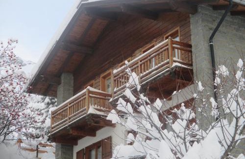 Antagnod Hotel | Hotel Le Clocher