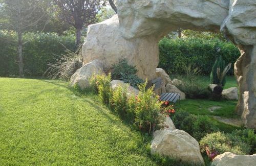 Roccacasale Hotel | Hotel Le Ginestre