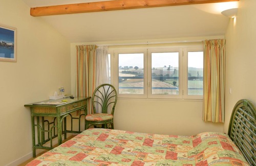 Salvagnac Hotel | Hotel Le Relais Des Deux Vallees