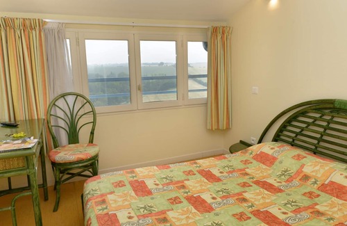 Salvagnac Hotel | Hotel Le Relais Des Deux Vallees