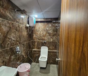 Rajkot Hotel | hotel leo