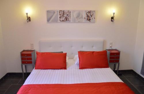 Le Grau-Du-Roi Hotel | Hotel Les Acacias