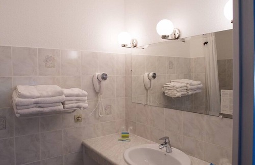 Biscarrosse Plage Hotel | Hotel les jardins de l'océan (climatisé)