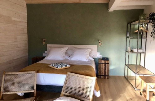 Champs-sur-Tarentaine-Marchal Hotel | Hotel Lodges with PRIVATE SPA in the VOLCANS OF AUVERGNE