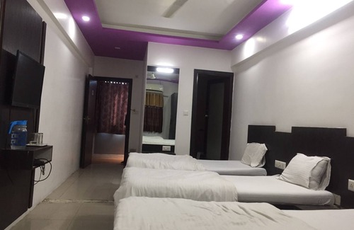 Thaltej House | Hotel Long Stay