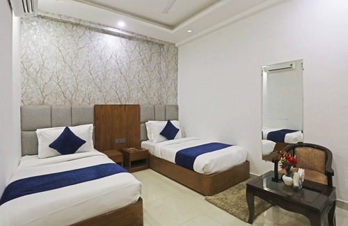 Mahipalpur Extension Hotel | Hotel Lotus Arc