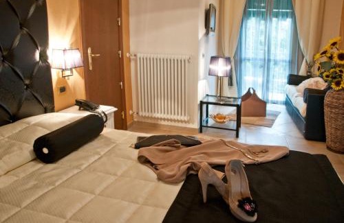 Marina di Massa Hotel | Hotel Luna