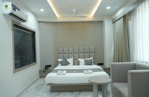 Ahmedabad Hotel | Hotel M Town