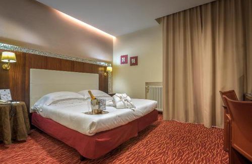 Province of Bologna Hotel | Hotel Maggiore
