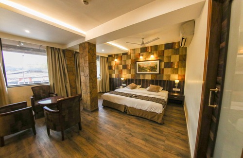 Chembur East Hotel | Hotel Maharana Inn Chembur