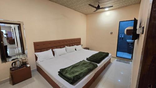 Ujjain Hotel | HOTEL MAHESHWARI GREEN's
