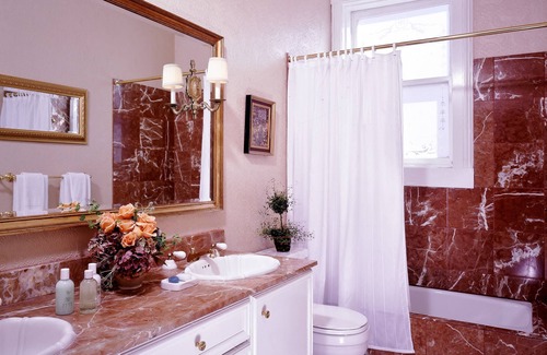 Lower Pacific Heights Hotel | Hotel Majestic