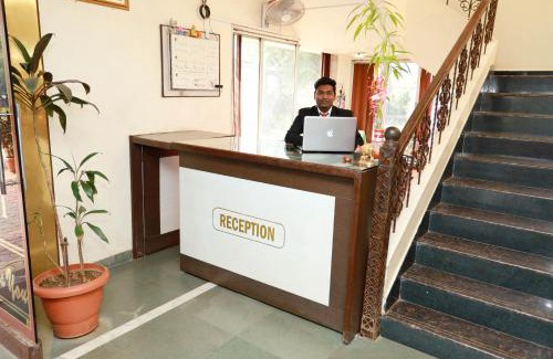 Lonavala Hotel | Hotel Manik Moti