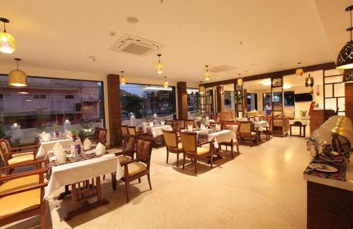 Muvattupuzha Hotel | HOTEL MARIA PARK