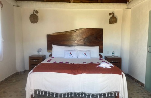 Cabo Corrientes Hotel | Hotel Marshell