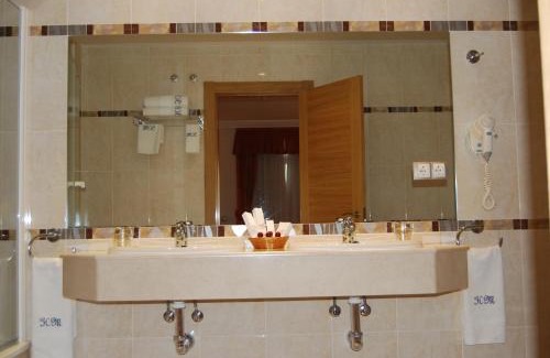 Castro de Sanabria Hotel | Hotel Meleiros