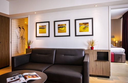 Villefranche-sur-Saone Hotel | Hotel Mercure Villefranche-sur-Saone