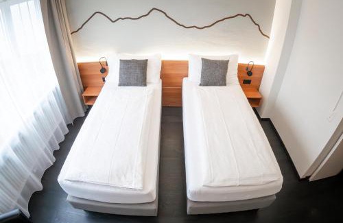Central Interlaken Hotel | Hotel Merkur - West Station