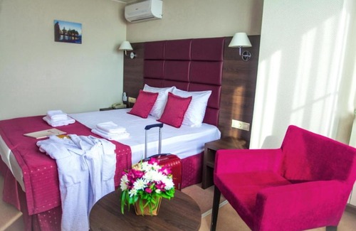 Volzhskiy Hotel | Hotel Milot