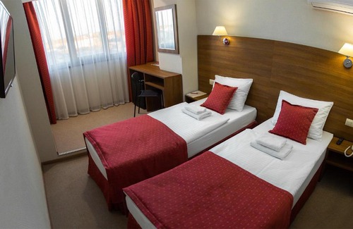 Volzhskiy Hotel | Hotel Milot