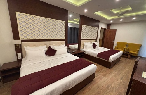 Dehradun Hotel | Hotel MJ Ghai Residency
