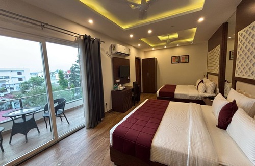 Dehradun Hotel | Hotel MJ Ghai Residency