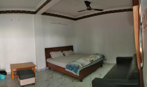 Faizabad House | Hotel Mohan Kunj