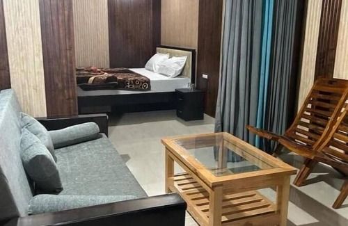 Pithoragarh Hotel | Hotel Monal Deluxe Room #2