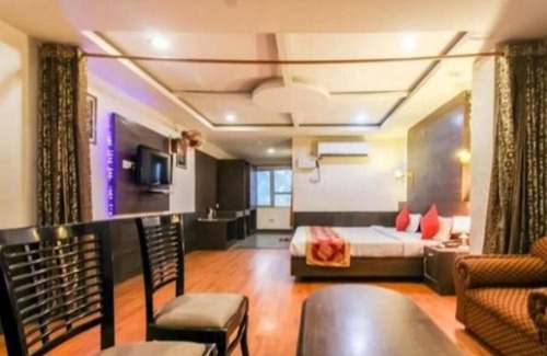 Pithoragarh House | Hotel Monal Deluxe Room