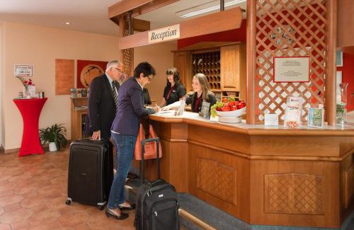 Rhoden House | Hotel Montana