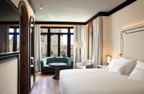 Centro Hotel | Hotel Montera Madrid, Curio Collection By Hilton