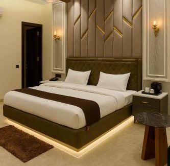 Ludhiana House | Hotel Mother Land Palace