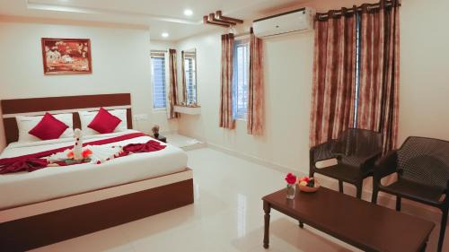 Tirupati Hotel | Hotel Mountview Comforts