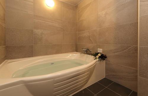 Kita Ward Hotel | Hotel MOZ
