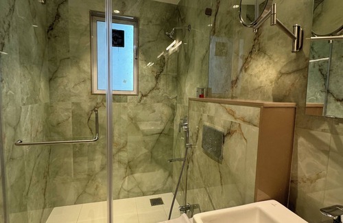 Malad West Hotel | HOTEL MUMBAI HOUSE VALNAI MALAD