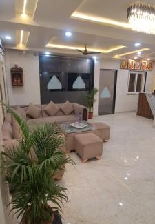 Varanasi Hotel | Hotel Naman Palace