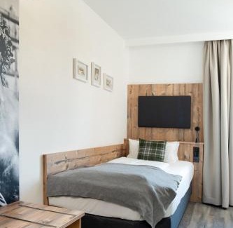 Prien am Chiemsee Hotel | Hotel Neuer am See