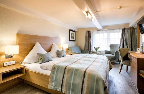 Dagebuell Hotel | Hotel Neuwarft Altbau