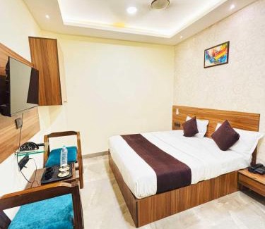 Indore Hotel | Hotel New Saurabh Inn