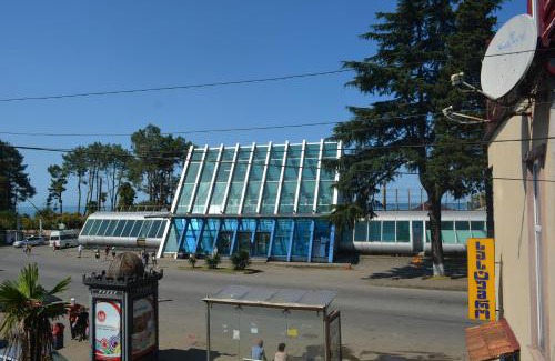 Makhinjauri House | hotel niks