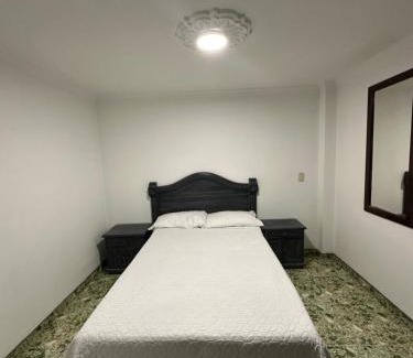 Fontibon Hotel | Hotel Nuevo Horizonte E.M.J