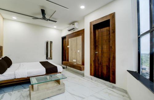Rau Hotel | Hotel O Lake Vista