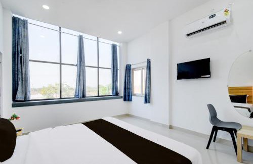 Medchal Hotel | Hotel O Nayati Grand