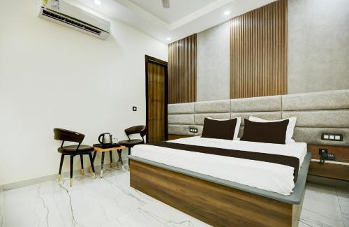 Chandigarh Hotel | Hotel O Platinum