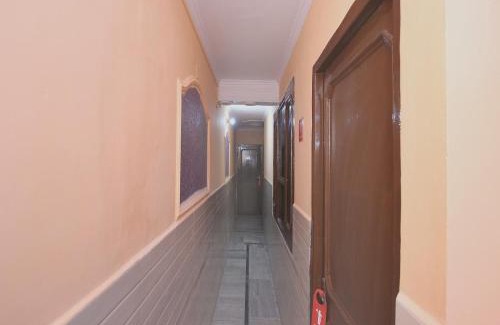 Sector 45 Hotel | Hotel O Rajesh Palace