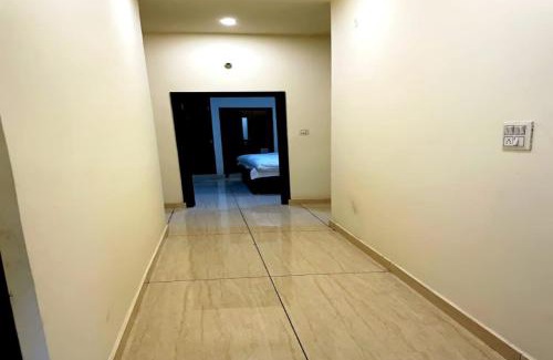 Meerut Hotel | Hotel O ROYAL KING HOTEL